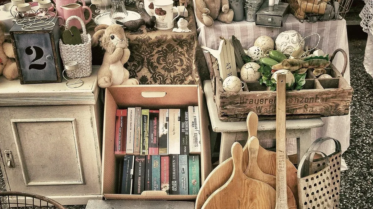 Archive And Vintage Collecting